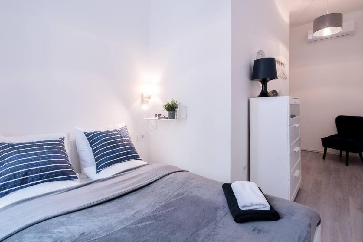 Brand New And Modern Apartment