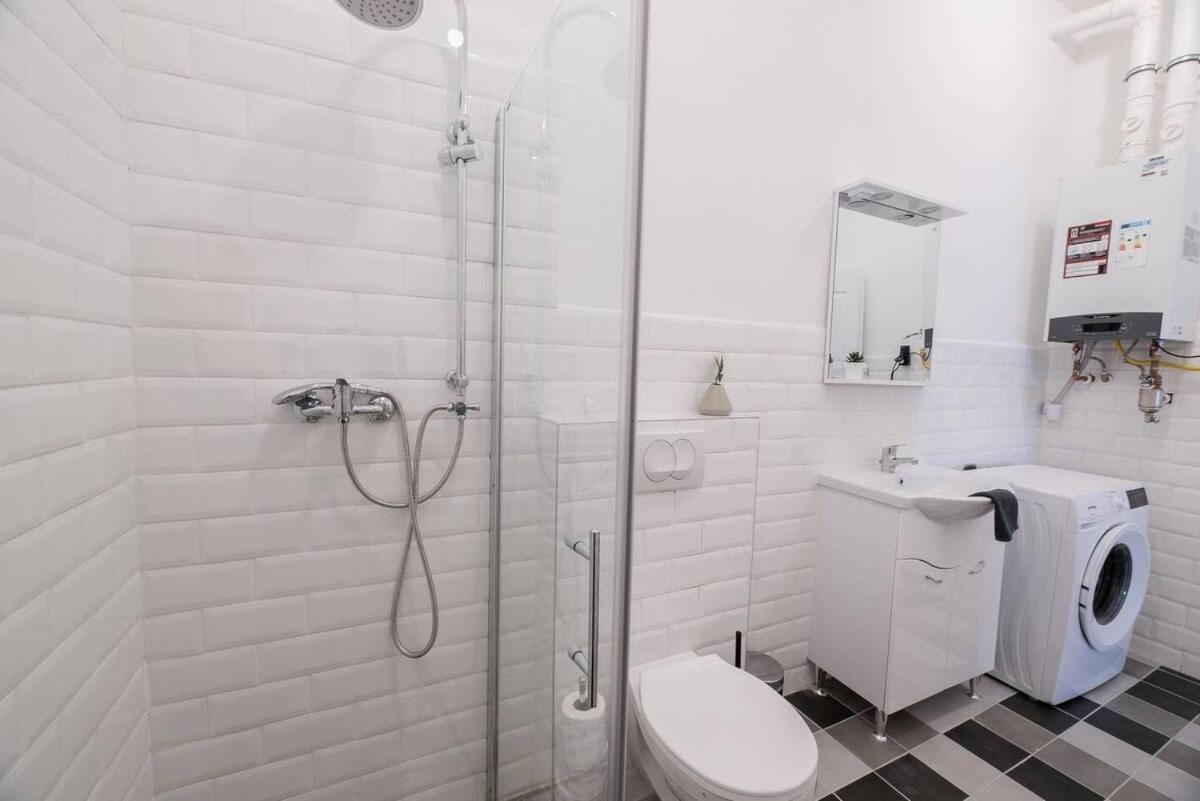 Apartment Brand New And Modern