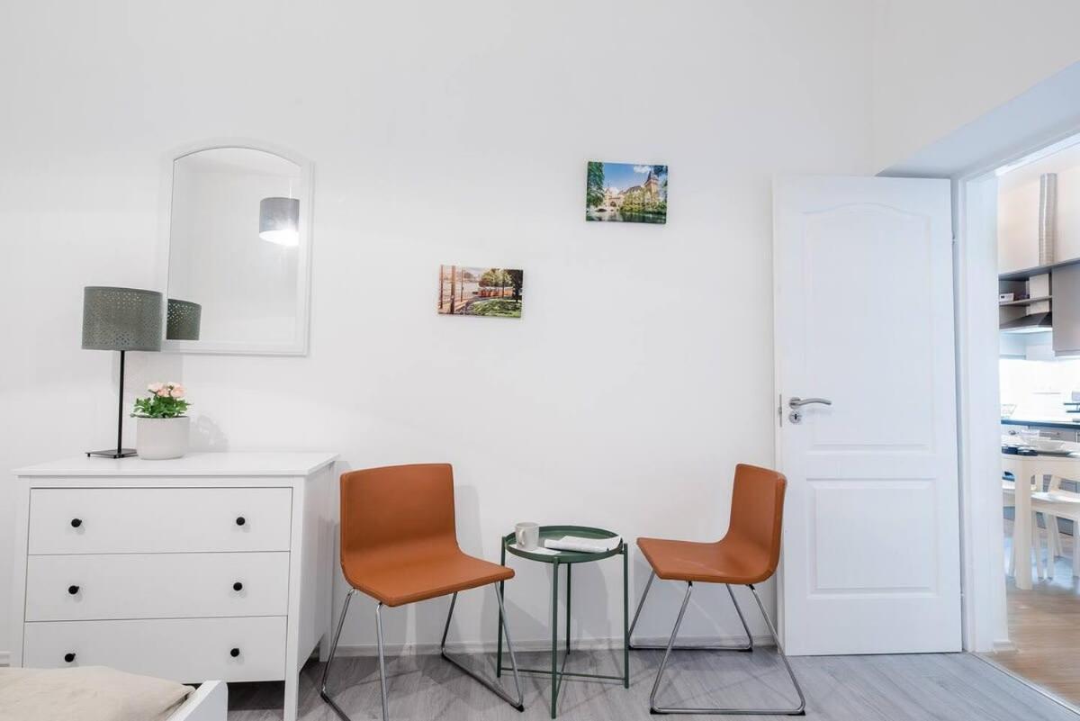 Apartment Brand New And Modern Budapest